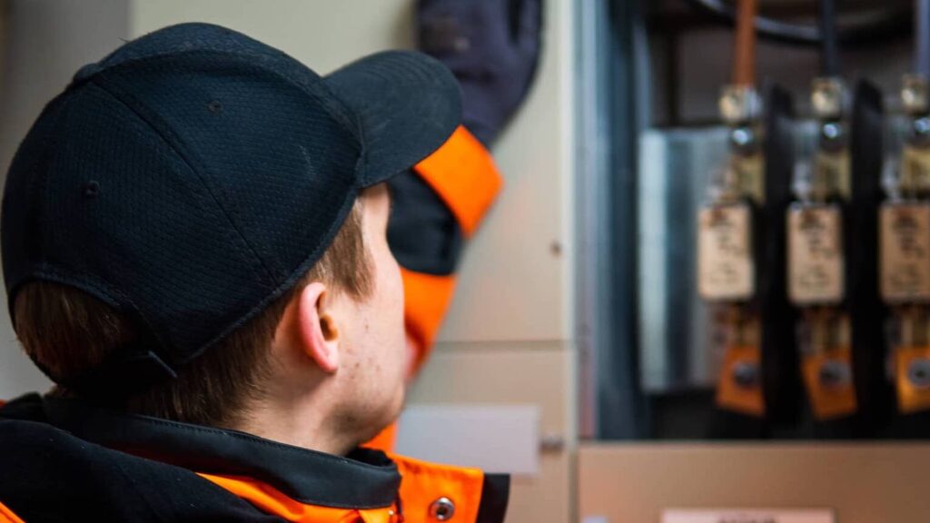 Sulakkeen vaihto – 7 vaihetta ja yleisimmät kysymykset