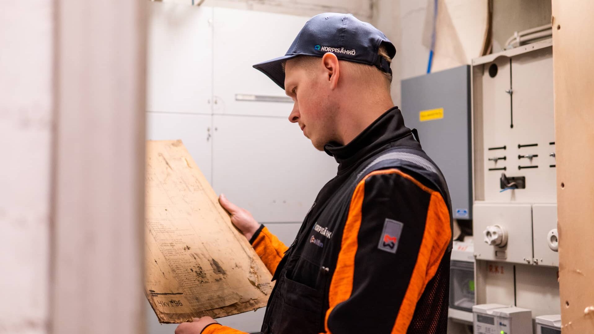 Mitä töitä sähkömies saa tehdä? 